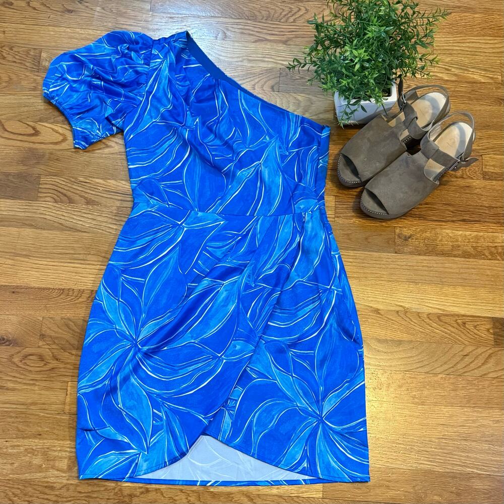 Adelyn Rae Women’s Medium Blue Floral Tropical Sonia One Shoulder Dress Vaca
